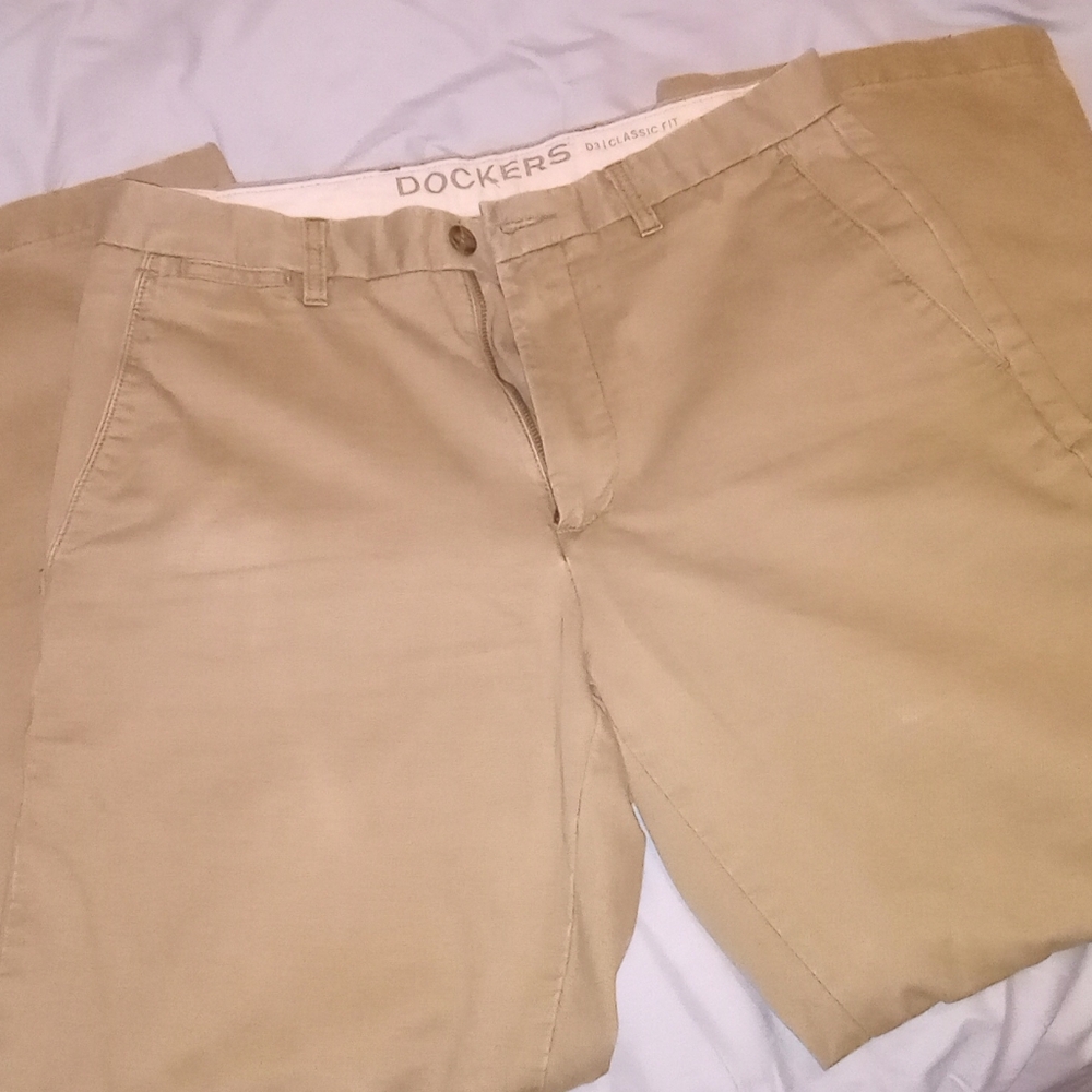 Dockers mens khaki pants